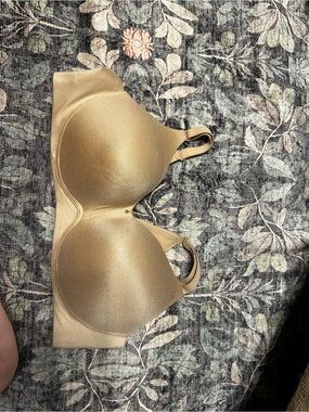 Cacique Gold Seamless T-Shirt Bra